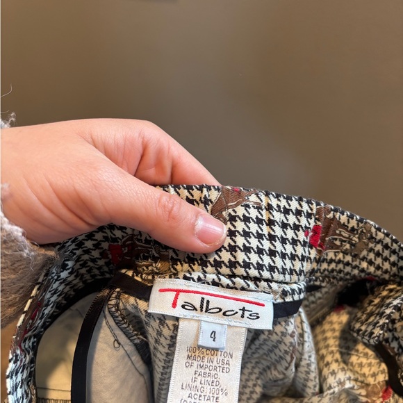 Talbots Black-and-White Gingham Maxi Skirt with Red Floral Motif and horses!! - Picture 3 of 4